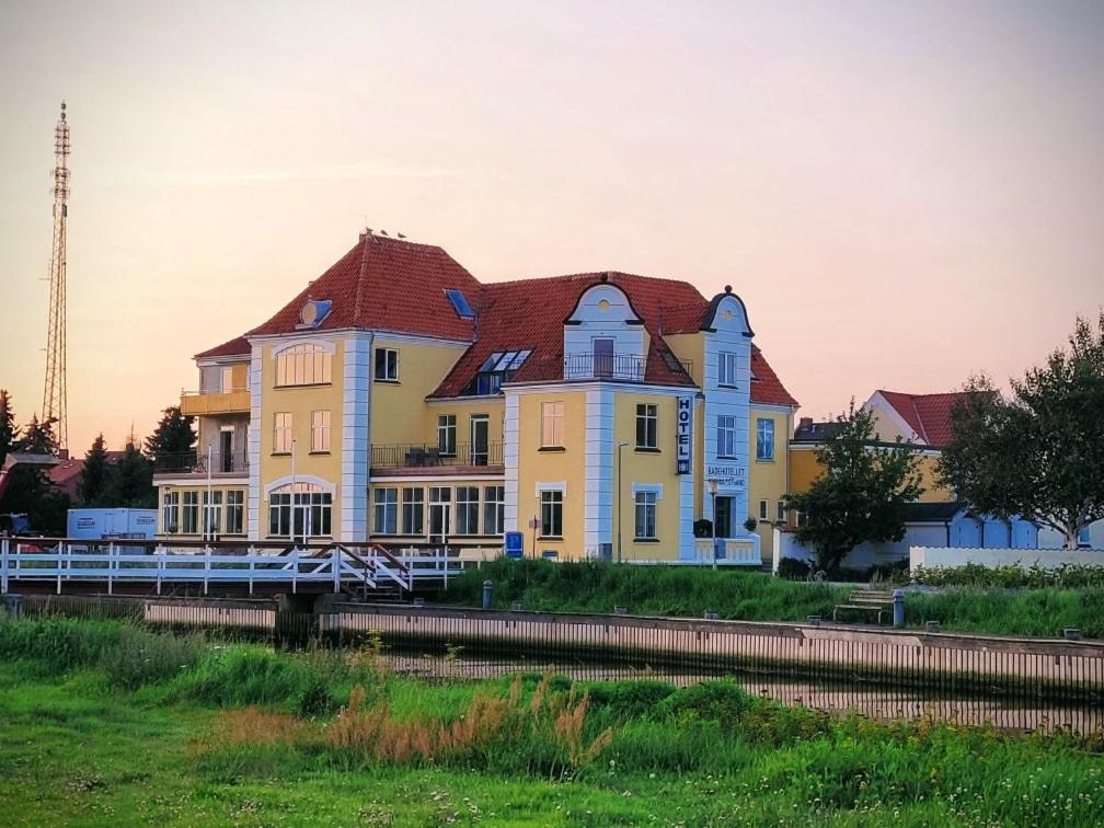 Badehotellet Grenaa Strand Bagian luar foto