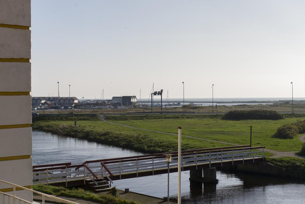 Badehotellet Grenaa Strand Bagian luar foto